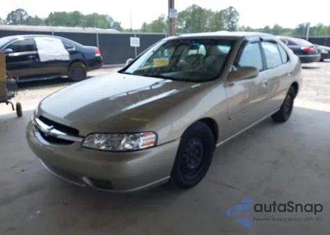 2000 Nissan Altima Gle/Gxe/Se/Xe z USA, uszkodzony, nr VIN 1N4DL01D8YC198837